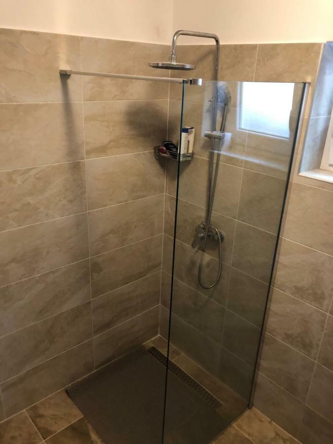 Apartment Kula Кленовица Екстериор снимка