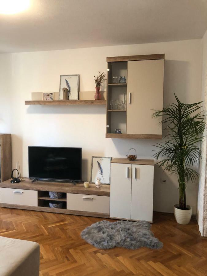 Apartment Kula Кленовица Екстериор снимка