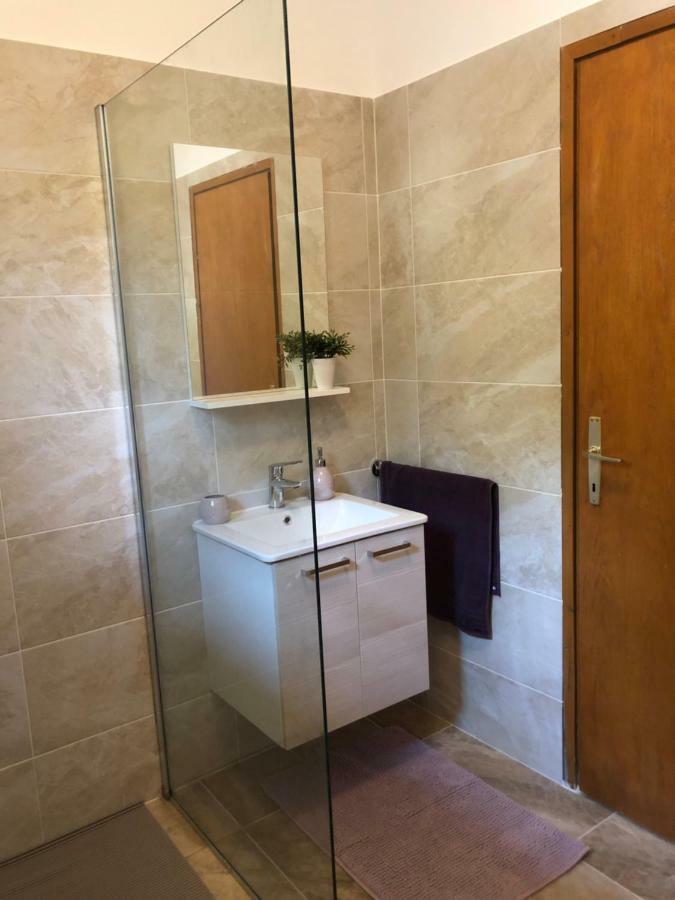Apartment Kula Кленовица Екстериор снимка