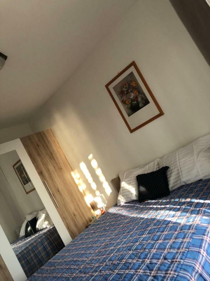 Apartment Kula Кленовица Екстериор снимка