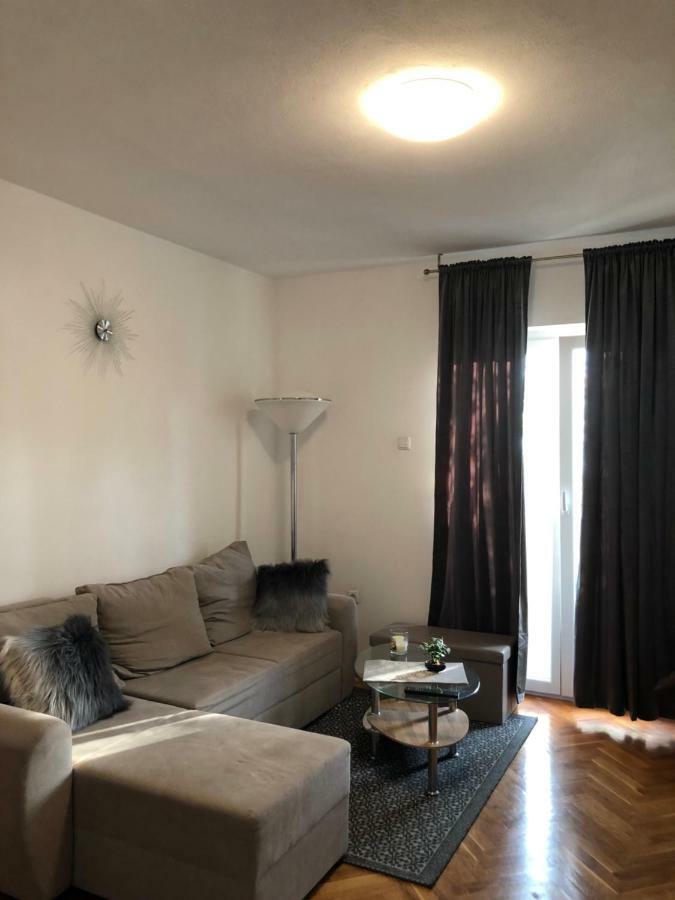 Apartment Kula Кленовица Екстериор снимка